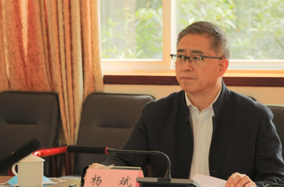 集團公司黨委書記、董事長、總經(jīng)理楊斌到華西安裝公司調(diào)研